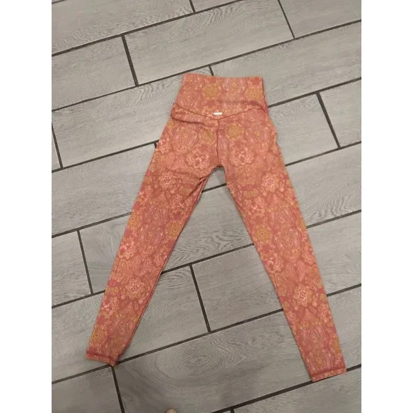 Aerie Chill Play Move High Waisted Paisley Floral Leggings Pink Orange Small - Picture 4 of 5
